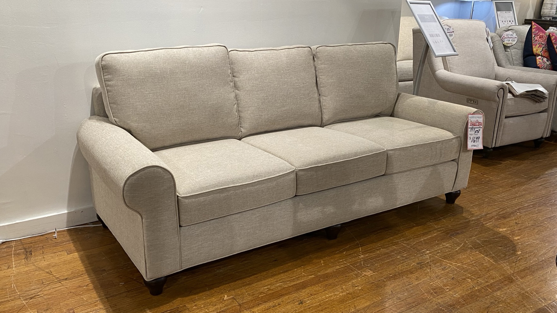 Custom Upholstery Classic Sofa Doerr
